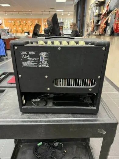 Fender - 223-1500-000 2